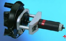 Extraction de l’arbre de transmission, extraction des moyeux de roues Extraction de l’arbre de transmission, extraction des moyeux de roues