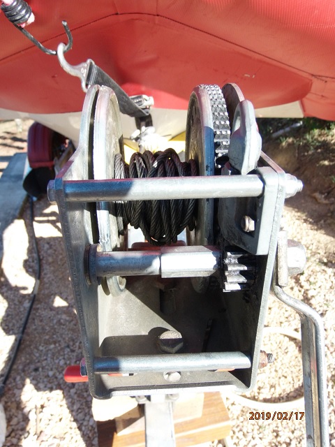 GOLIATH: Treuil  cliquet Goliath 7N1 - - Capacit 723kg - Treuil Goliath exclusivement ddi  l'application nautique-  GOLIATH conoit et fabrique, depuis plus de 30 ans, des treuils utiliss dans de trs nombreux secteurs dactivits.