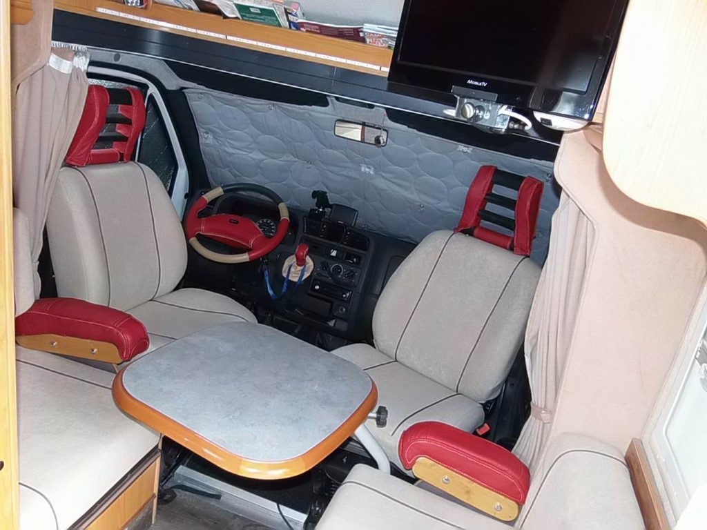 Un (Le Notre) Camping-Car Rénové Et Fini En 2016