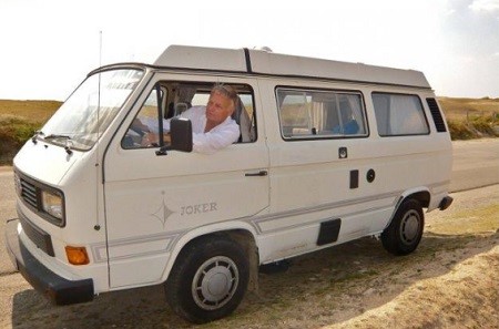 Jean-Marc Ayrault (PS) avec son combi en Espagne avant l'Allemagne 