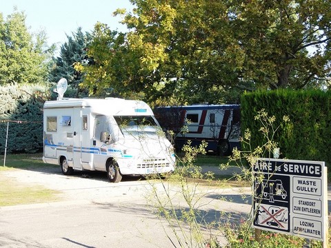 Camping la sorguette: camping-cars... avec aire de services